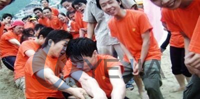 火狐电竞科技集团第四届拔河比赛初赛顺利完成